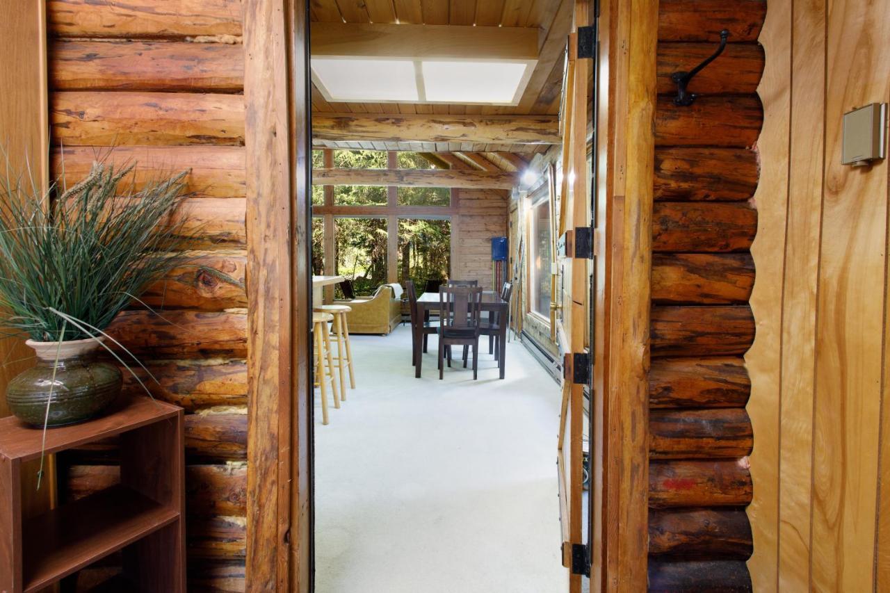 Alpine Meadows Log Cabin Girdwood Kültér fotó