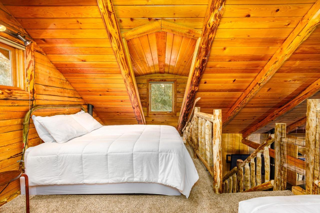 Alpine Meadows Log Cabin Girdwood Kültér fotó